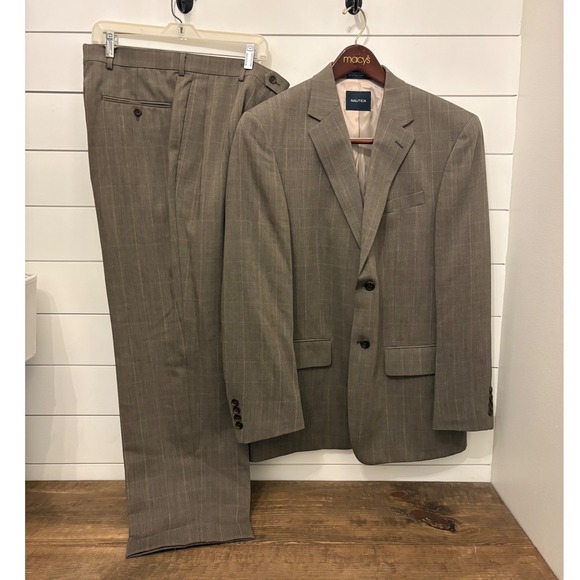 Nautica Men's Brown Plaid 100% Wool Two-Button Suit Jacket‎ & Pants 40R